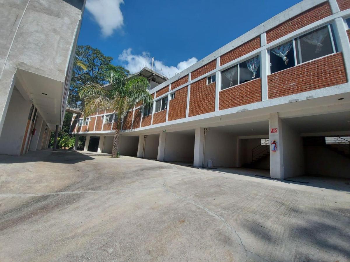 Auto Hotel Jardines De Amatitlan 库埃纳瓦卡 外观 照片