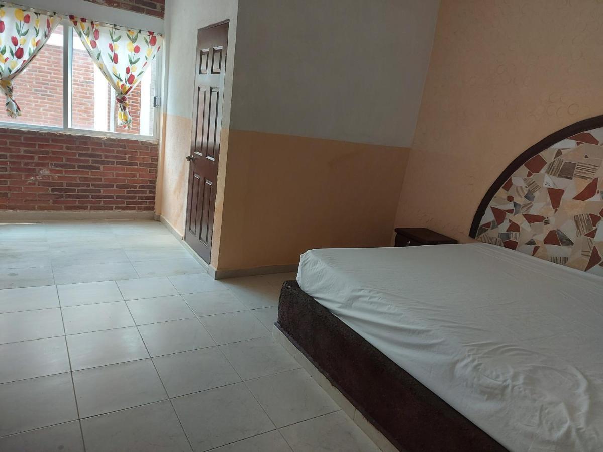 Auto Hotel Jardines De Amatitlan 库埃纳瓦卡 外观 照片